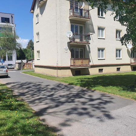 Family Apartment Попрад Экстерьер фото